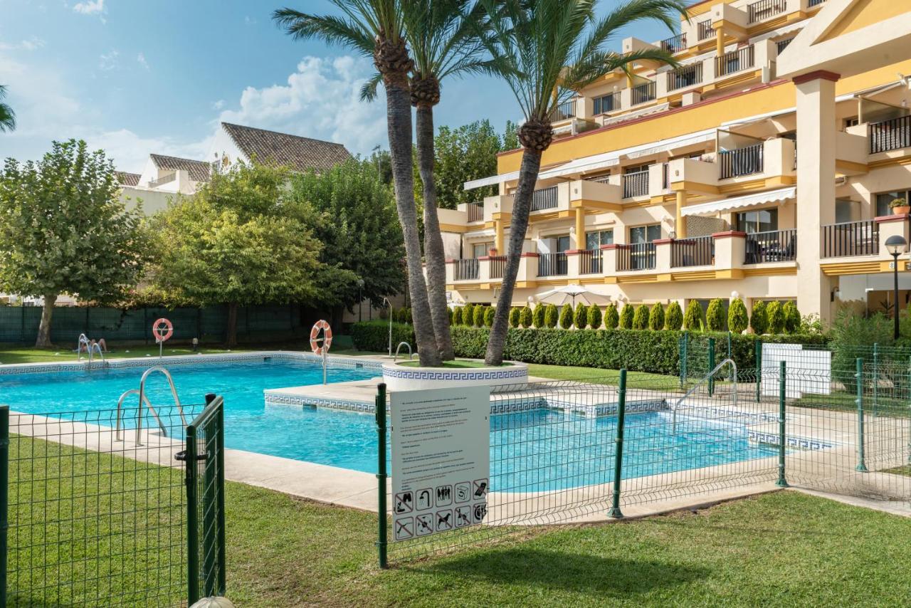 Romana Playa Apartamento Elviria Marbella Exterior photo